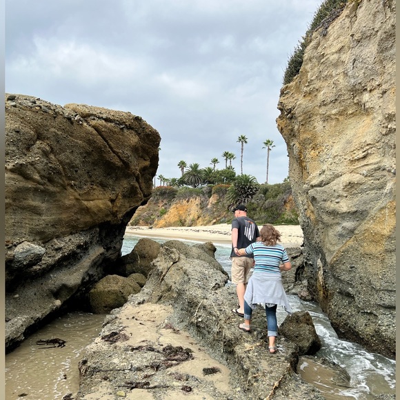 Meet your Posher, Ayla - Picture 1 of 1